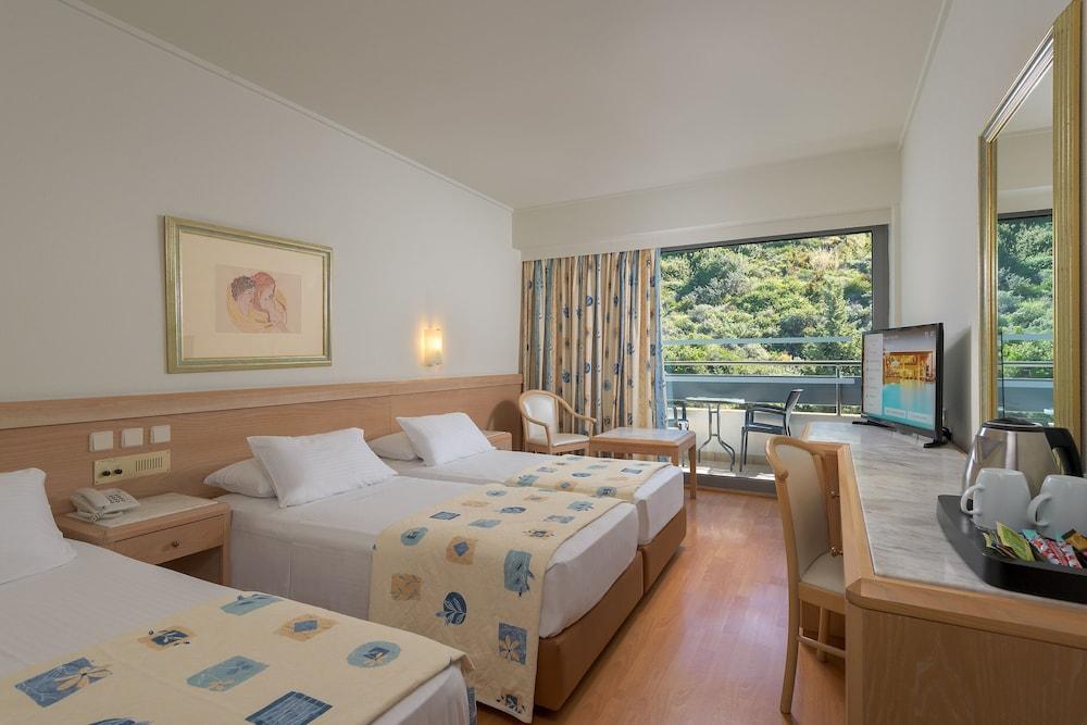 Oceanis Beach Hotel Иксиа Экстерьер фото